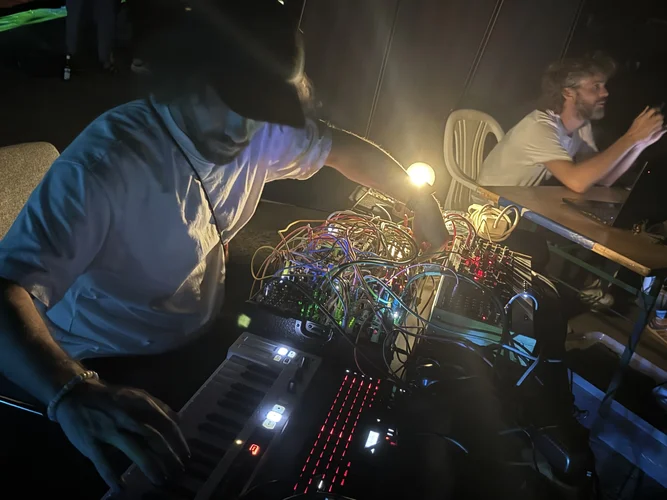 Re-Light CGN 25 1103.webp