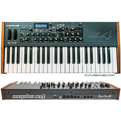 Mopho 4x DSI.jpg Mopho 4x DSI.jpg