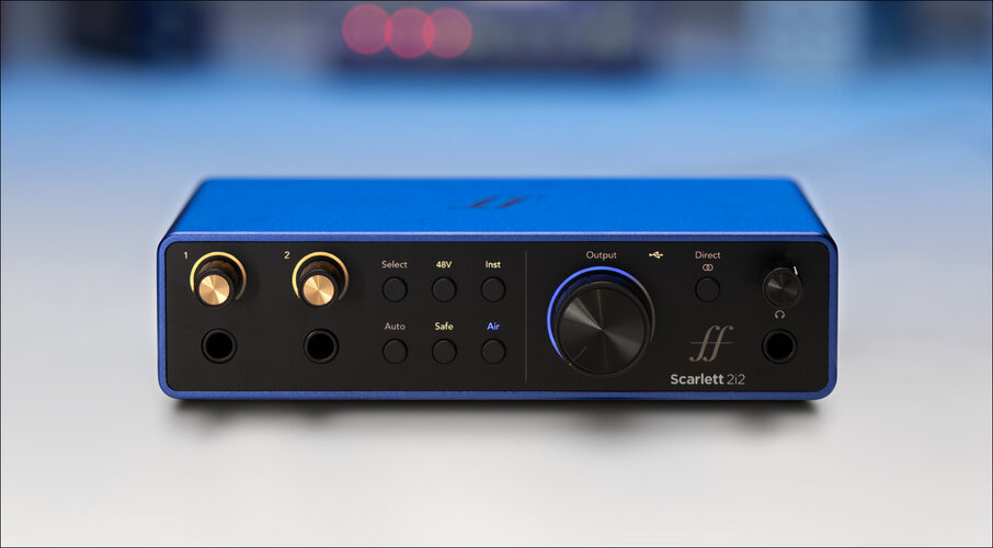 focusrite-scarlett-2i2-anniversary-edition.jpg