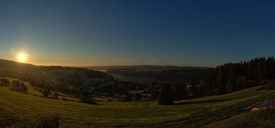 Morgenstimmung im Hochschwarzwald Panorama.webp Morgenstimmung im Hochschwarzwald Panorama.webp