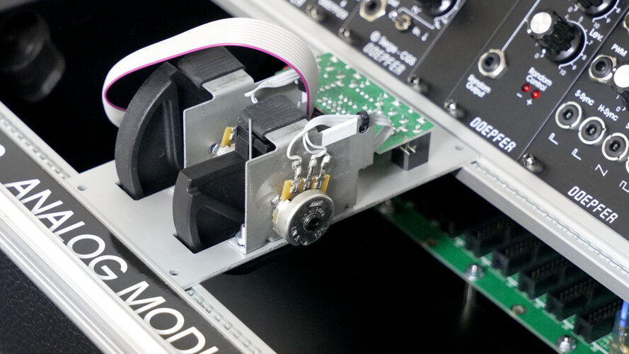 20251008-01 Case-Modding Doepfer Wheels.jpg