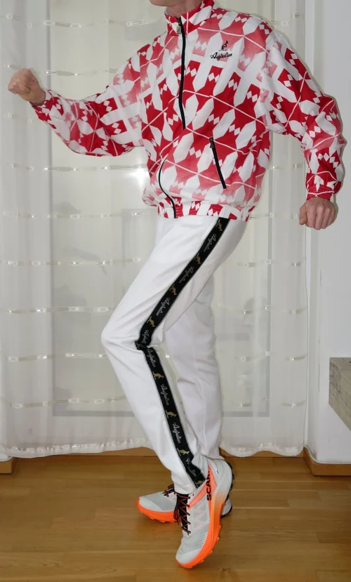 Aussie_Monotype_Tracksuit1.jpg Aussie_Monotype_Tracksuit1.jpg