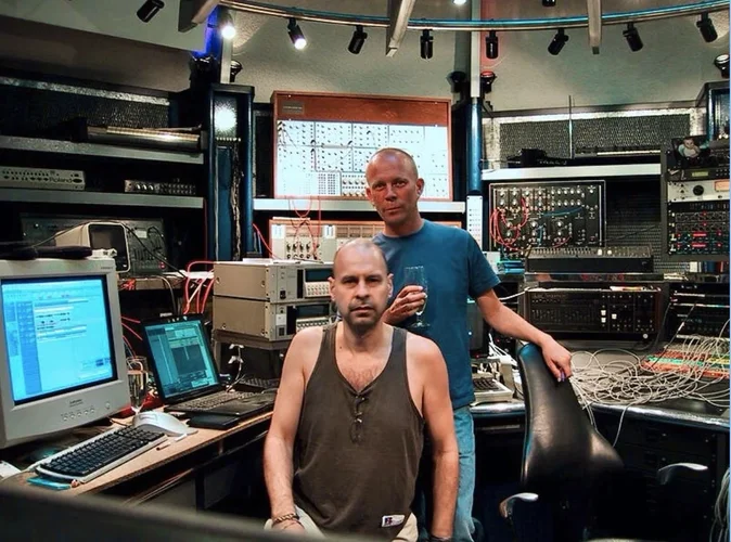 Bildschirmfoto 2025-10-19 um 23.45.08.jpg