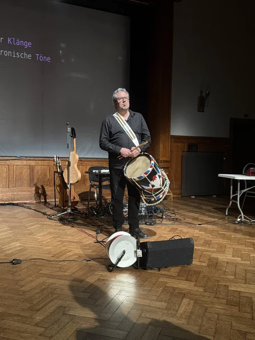 Theater der Klänge Neue elektronische Töne 2685.webp