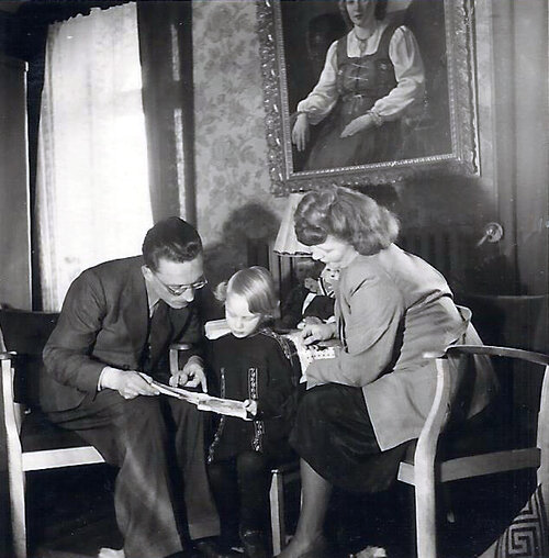 Weihnachtsabend 1948_1.jpg Weihnachtsabend 1948_1.jpg