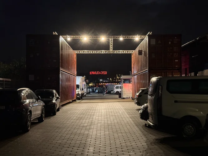 xPropaganda 3966.webp