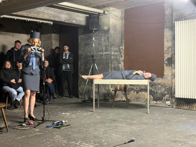 Shiny Toys Dortmund 5150.webp