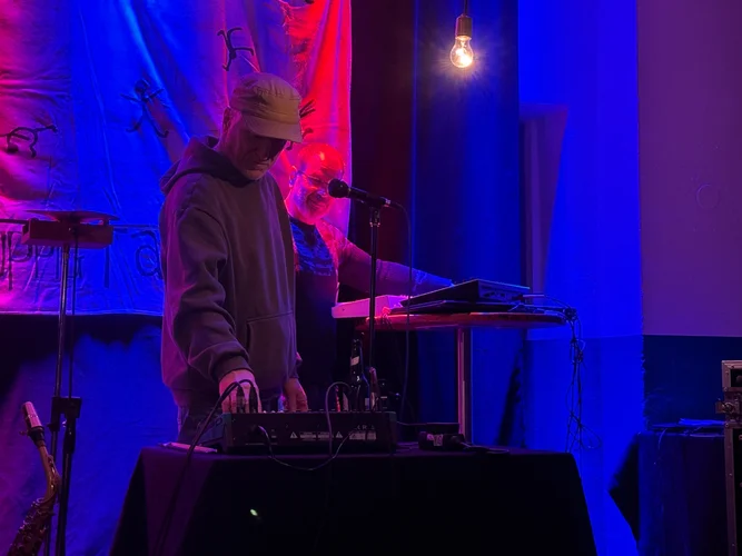 Struppig Tanzen 25 5376.webp