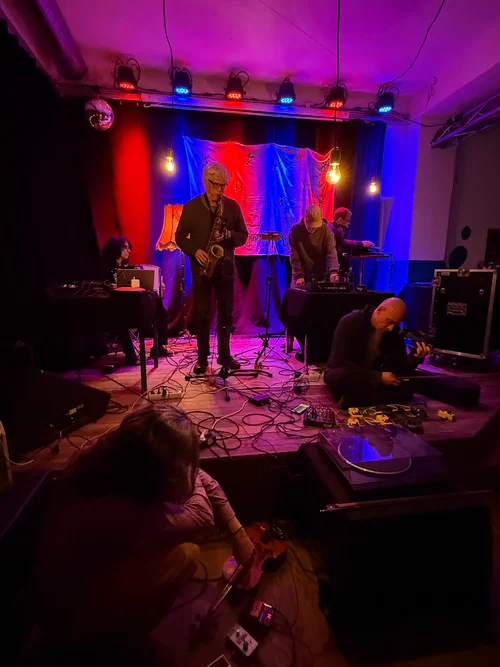 2025-12-27 Leverkusen - Struppig Tanzen, 20:00 KAW