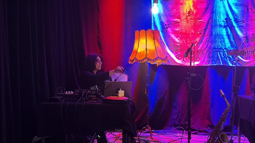 Struppig Tanzen 25 5292.webp