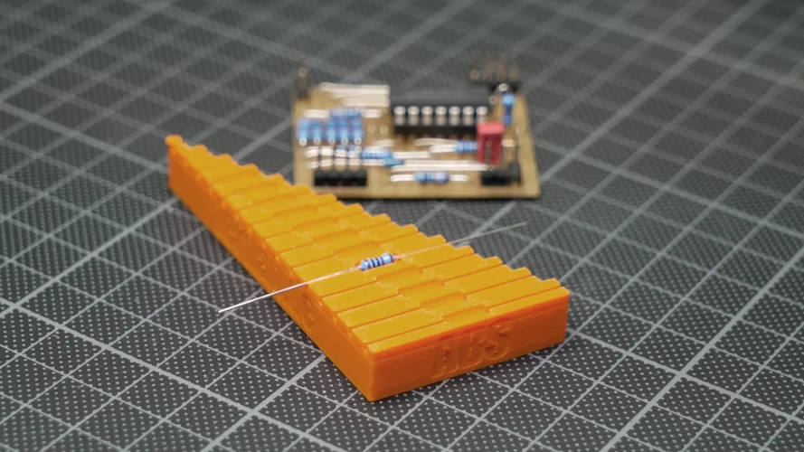 20251215-01 Biegevorrichtung.webp