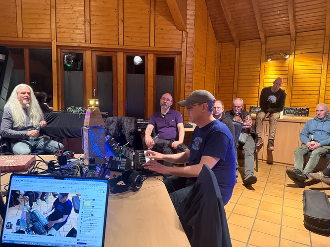 Nerdlich der Mitte 2026 7040.webp