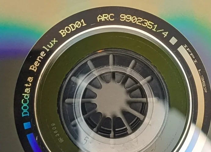 [ARC 9902351] VA - Happy 100 - MatrixCode.webp