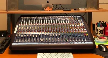 Mischpult.webp