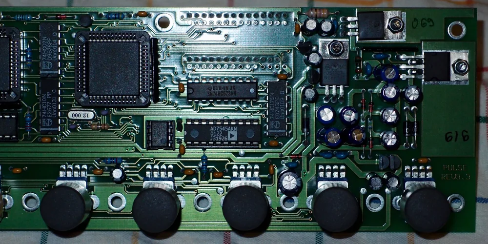 2018-11-09-Waldorf-Pulse-Pulse-Plus - 6.webp