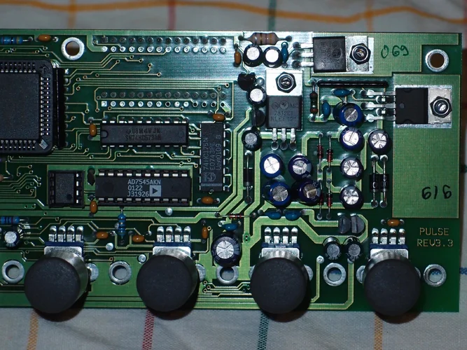 2018-11-09-Waldorf-Pulse-Pulse-Plus - 7.webp