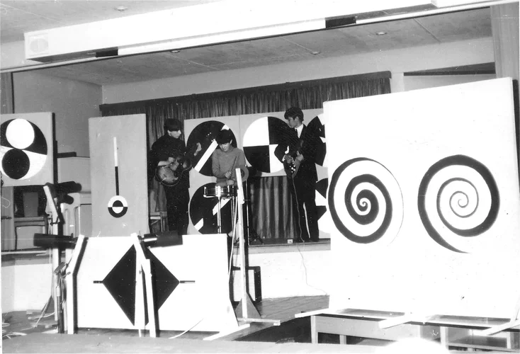 Op-Art-Auftritt 04.webp