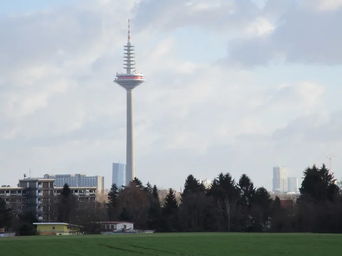 190102_01_1280x960.webp 190102_01_1280x960.webp