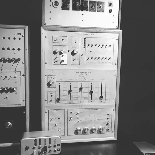 electronic drummer.webp