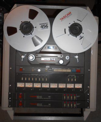 tascam 38 trolley.jpg