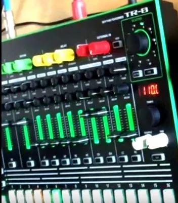 TR8 Poti.webp TR8 Poti.webp