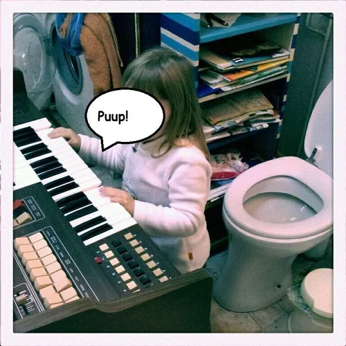 gearporn kids toilette.webp