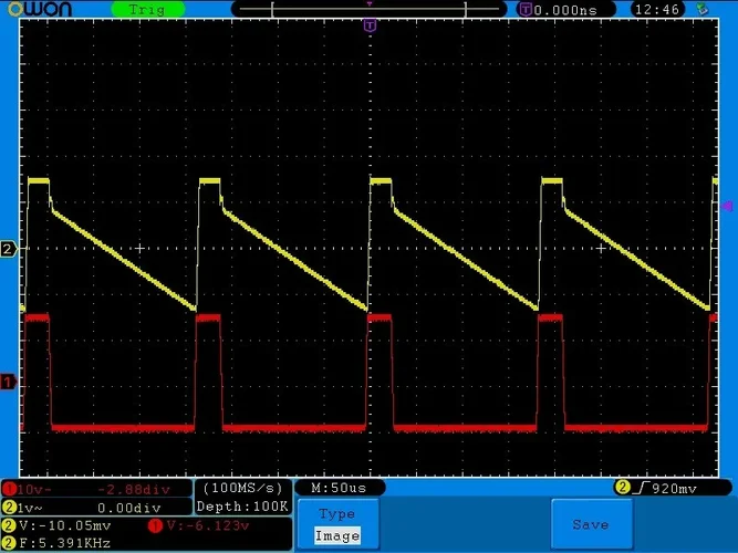 VCO Breadboard 8Volt .webp