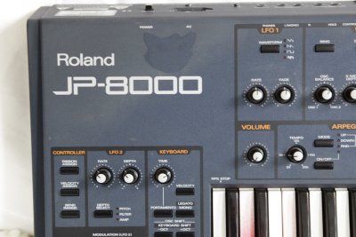 JP8000_3.jpg