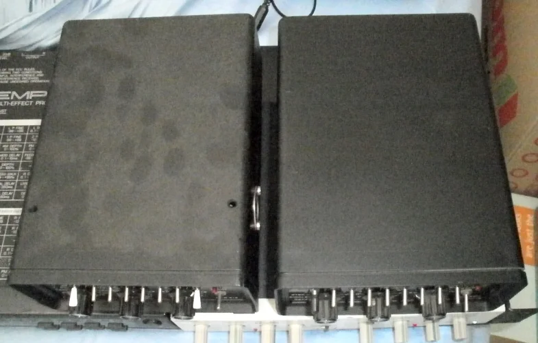 Fric-.webp Fric-.webp