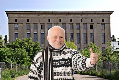 TechnoMemes-04-Berghain.jpg