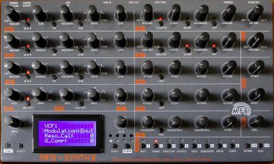 mfb-synth-8-analogsynthesizer.jpg