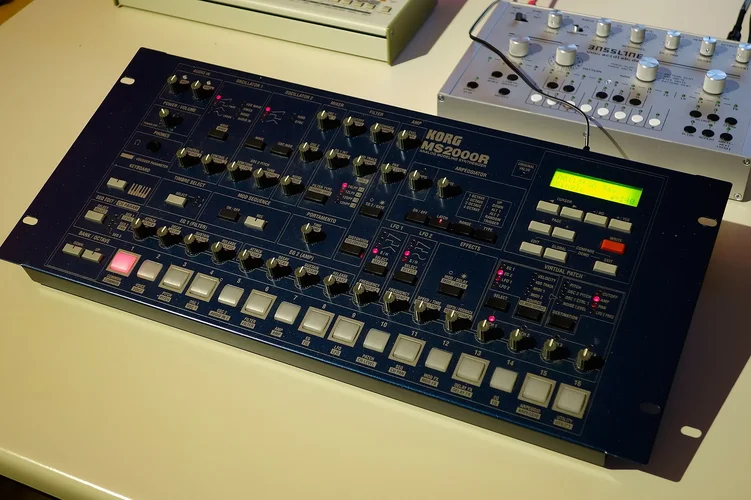 MS2000R_1.jpg MS2000R_1.jpg