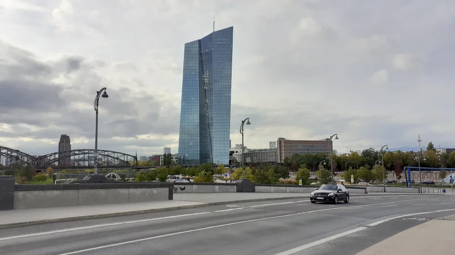 20191011_154856_1920x1080.webp 20191011_154856_1920x1080.webp