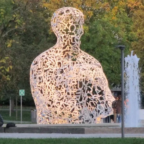 550x550.webp 550x550.webp