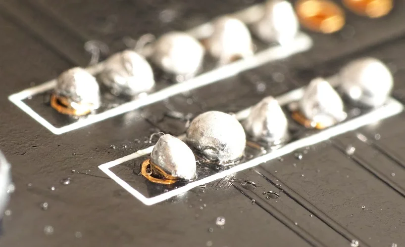 Lötstelle.webp Lötstelle.webp