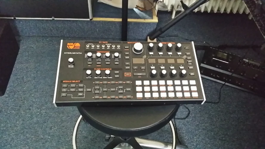 ASMHydrasynth.jpg ASMHydrasynth.jpg