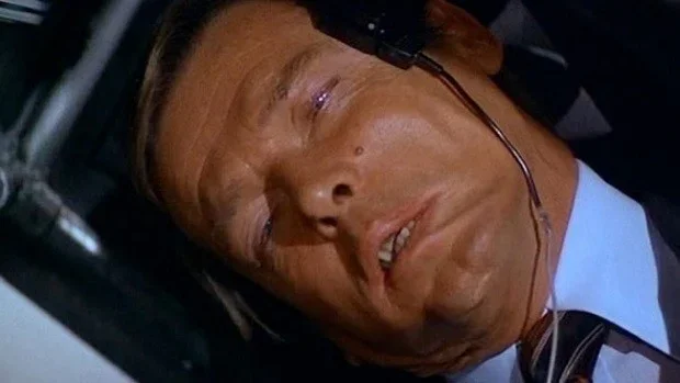 202511-bad-bond.webp 202511-bad-bond.webp