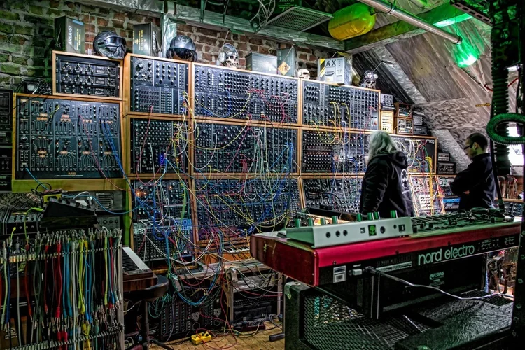 Studio2013-059.webp Studio2013-059.webp