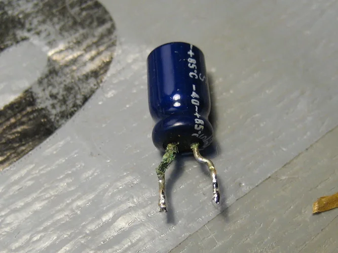 Kondensator.webp Kondensator.webp