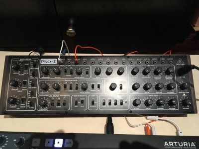 Behringer Pro-1.jpg