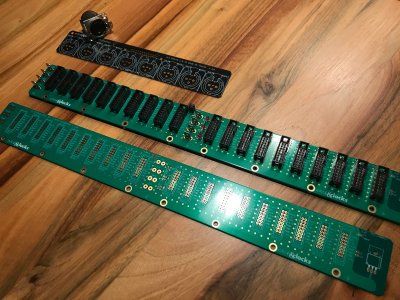 ClicksClocks_MultiLayer_Busboard_1.jpg