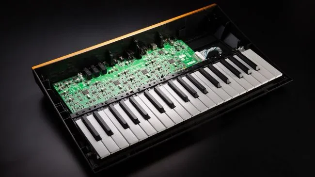 korg-minilogue-circuit-650-80.webp