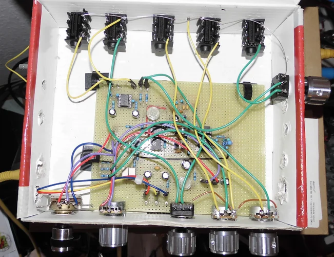 Moog Filter Provisorium.JPG Moog Filter Provisorium.JPG