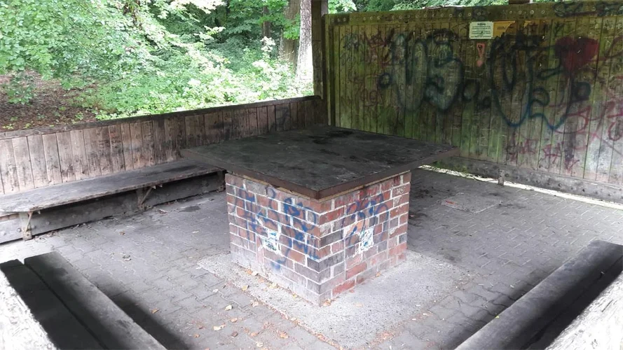 EckbergInnenSüd.jpg EckbergInnenSüd.jpg