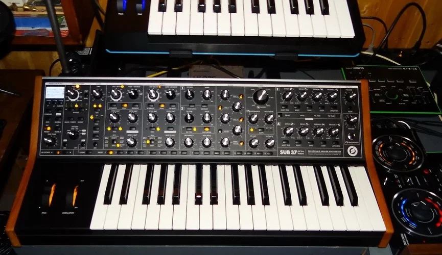 Studio 10.2014 a8.webp