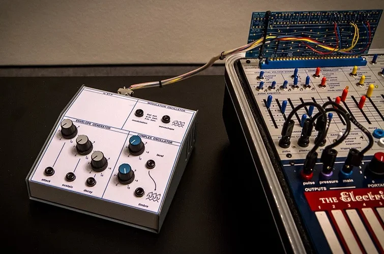 Easel BreakoutBoxSTP.webp