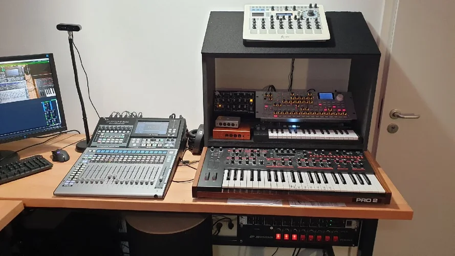 molespace_07.webp molespace_07.webp