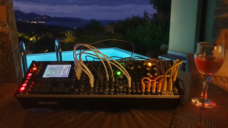 molekreta.webp molekreta.webp