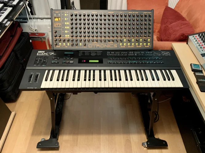 200701 DX7s and DT7.webp 200701 DX7s and DT7.webp