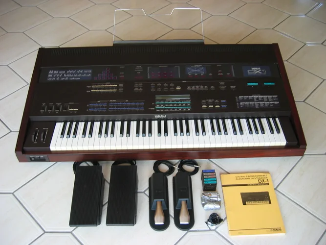 DX1 mit Zubehör.webp